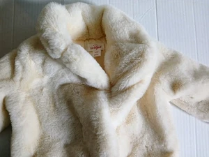 Baby Pelzmantel (sehr weich) 6-9 Monate - Bild 1 von 2