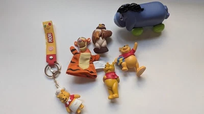 Disney Winnie the Pooh, Tigger, Eeyore & Owl Lote de 6 Figuras Llavero Títere  Foto 1 de 4
