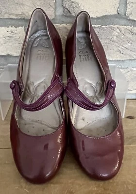 CLARKS ACTIVE AIR Purple / Plum Patent Leather Flat Mary Jane Shoes Size UK 4 37 - Image 1 of 4