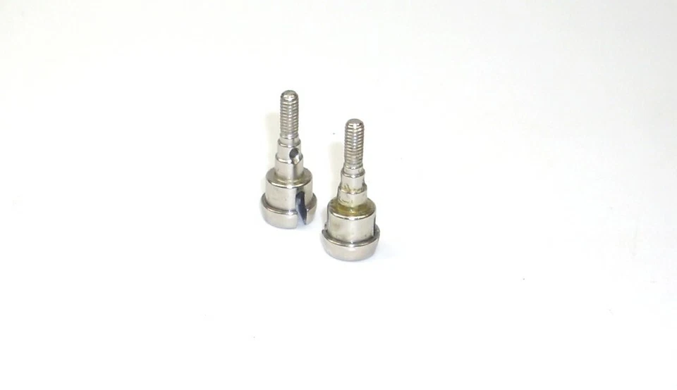 Tamiya 1:10 Toyota Land Cruiser 40 CC-01 MB14 19808167 Radachsen Vorn TTC® - Bild 1 von 1