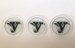 Juego de 3 posavasos de vidrio de 4 pulgadas JOHN DERIAN Decoupage "LOVE" letra V" - Imagen 1 de 8