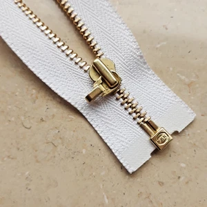 Zip Pure White Divisible Metal Size 3 YKK Zipper Cipzár Молния Fermuar - Picture 1 of 6