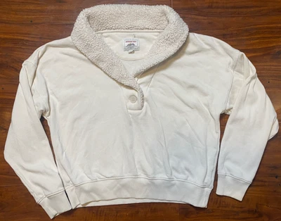 Sudadera para mujer American Eagle color crema cuello sherpa Henley talla M Foto 1 de 4