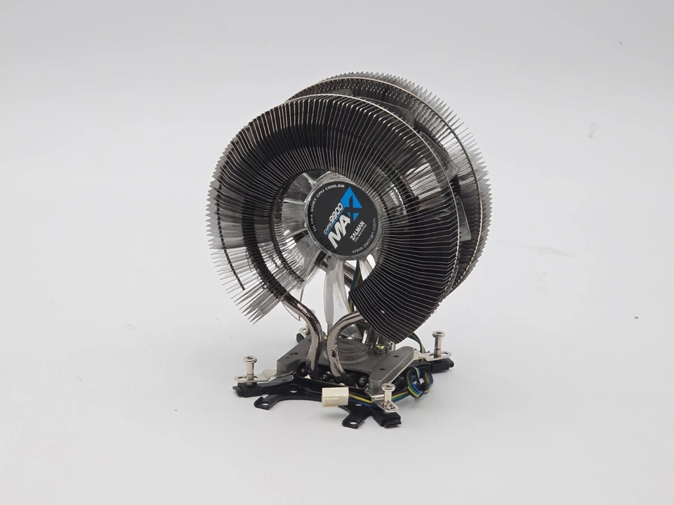 Zalman CNPS 9900 MAX Ultra Quiet 135mm CPU Cooler – Intel Bracket Only - Image 1 of 2