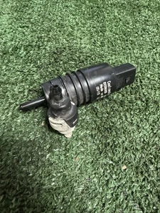 🌟2016 Acura MDX Front windshield washer Reservoir Tank motor pump OEM🌟 - Picture 1 of 4