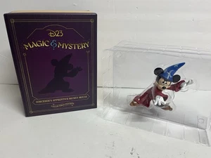 Figura D23 Exclusiva 2024 Aprendiz de Hechicero de Magia y Misterio Mickey Mouse - Imagen 1 de 13