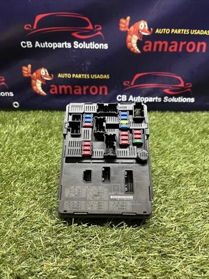 Módulo de control de potencia Nissan Versa IPDM 2013-2016 284B7-1HR0C OEM Foto 1 de 4