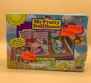 Vintage 1994 Galoob Toy My Pretty Doll House Pretty Pink Palace 2nd Story SEALED - Bild 1 von 3