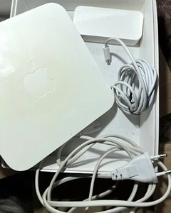 Apple AirPort Extreme Base Station A1354 borne d'accès sans fil + alimentation - Photo 1/7