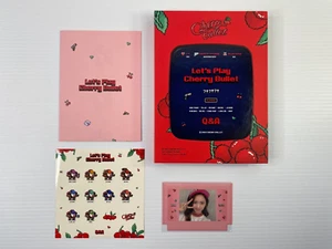 Primer álbum individual de Let's Play Cherry Bullet - CD/libro de fotos y tarjeta de fotos - K-POP - Imagen 1 de 3