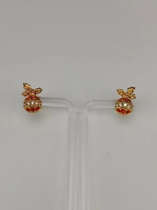 AVON 1995 vintage goldtone red clear crystals xmas ornament design post earrings - Bild 1 von 7