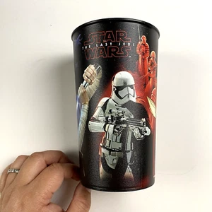Star Wars The Last Jedi Souvenir Collector's Cup Luke Skywalker Ren Chewie - Picture 1 of 8