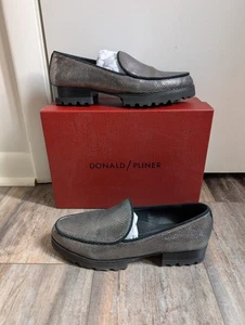 Donald J. Pliner Women's Elen Loafers Carbon Pebbled Metallic Leather Size 8.5 M - Picture 1 of 6