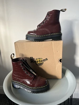 Nuevas BOTAS DR MARTENS SINCLAIR UK 4 EU 37 CHAROL COCODRILO DOCS DMS CREMALLERA - Imagen 1 de 4
