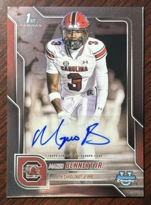 Autografo 2025 Bowman Chrome U Mazeo Bennett Jr. Carolina del Sud - Foto 1 di 1