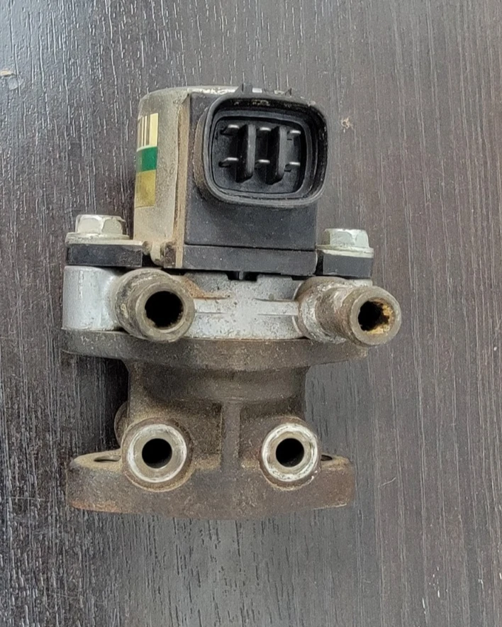 09-10 JAGUAR XF 4.2L EGR EXHAUST GAS RECIRCULATION VALVE OEM - Image 1 of 4