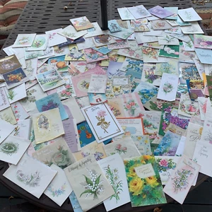 Huge Lot of 130 Vintage Greeting Cards, Birthday, Holiday, Sympathy and More - Picture 1 of 11