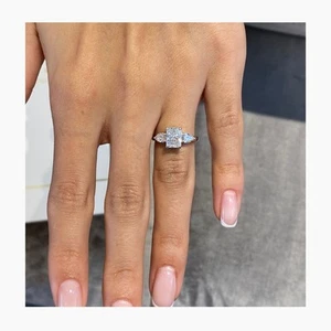 Diamond Engagement Ring VS1 F Radiant 2.5 Ct IGI Certified 3Stone 14k White Gold - Picture 1 of 15