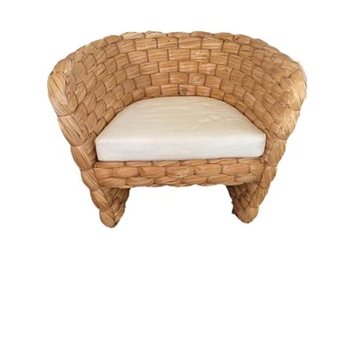 Chunky Weave Chair West Elm Mediterranean Curvy Seagrass Natural Texture Woven - Image 1 of 4