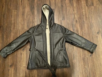 Abrigo de cuero vintage Wilson para mujer grande marrón forrado de piel sintética chaqueta con capucha y cremallera Foto 1 de 4