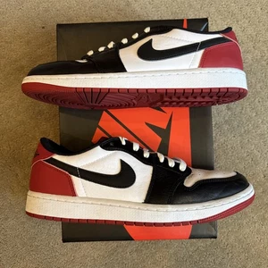 Größe 9 – Jordan 1 Retro Low OG Black Toe CZ0790-106 - Bild 1 von 8