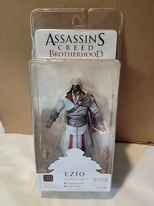 2011 NECA Assassin's Creed Brotherhood Ezio Legendary Assassin hooded Figure - Picture 1 of 2