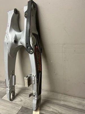 Yamaha YZ125 YZ250F 2002 WR250F YZ426F basculante horquilla trasera brazo oscilante 5NY-22110-00 Foto 1 de 4