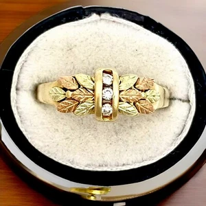 9ct Solid Multi Colour Gold & Diamond Ring- Size P 1/2 - 3.2 grams - Picture 1 of 4