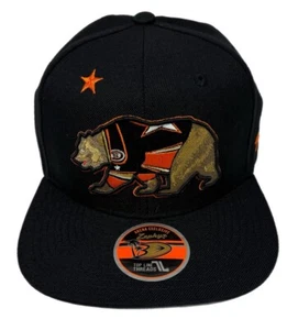 Zephyr NHL Anaheim Ducks "Jersey Bear" Flat Bill SnapBack Mütze BRANDNEU MIT ETIKETT - Bild 1 von 5