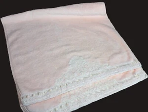 Juego de 2 toallas de mano BathWorks cinta de encaje rosa melocotón 16" x 30" Barth & Dreyfuss - Imagen 1 de 8