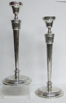 CANDELABROS CLÁSICOS WEDGWOOD INTERNATIONAL PLATA ESTERLINA 12 PULGADAS Foto 1 de 4