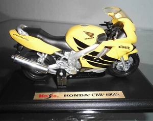 Honda CBR 600 F  Metallmodell 1:18 - Bild 1 von 1