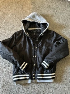 Men’s Forever 21 Black Long Sleeve Lined Hood Jacket Size Medium - Picture 1 of 7
