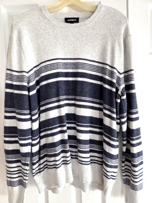 Suéter Express Cuello Redondo Para Hombres XL Algodón Pullover Marfil Azul Marino Tejido a Rayas Foto 1 de 4