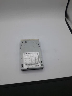 Beige Zip Drive 3.5" Internal  Iomega Model Z250ATAPI 30472600 02C145 REV A00 - Image 1 of 4