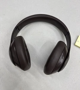 Beats Studio Pro Bluetooth Wireless Headphones - Deep Brown (MQTT3LLA) - Used - Picture 1 of 4