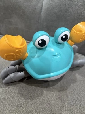 Juguete para bebé cangrejo gateador usado sin caja Foto 1 de 4