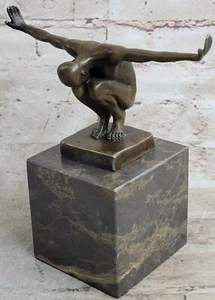 M Lopez Masterpiece The Athlete A Striking Messingskulptur von Ein Swimmer Figur - Bild 1 von 10