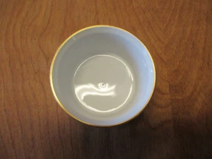 Royal Worcester England EVESHAM GOLD Ramekin 3 1/4" Size 00 1 each 6 available - Picture 1 of 9