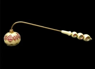 Vela de colección Boston Warehouse Snuffer Navidad 1999 adornos opulentos 10" Foto 1 de 4