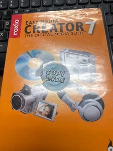 Roxio Easy Media Creator 7 two CDs (Program & Content Library) -Windows 2000/XP - Picture 1 of 1