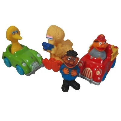 Lote de 4 figuras de PVC de Plaza Sésamo de colección/4 Big Bird Ernie camión de bomberos coche decoración de pasteles años 80 Foto 1 de 4