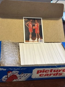 Set completo basket Upper Deck 1991-92 1-400 Michael Jordan - Foto 1 di 1
