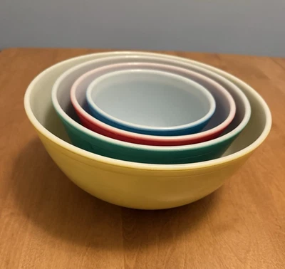 VTG SET OF **4** PYREX PRIMARY COLORS MIXING BOWLS 401*402*403*404 ~ EXCELLENT! - Image 1 of 4
