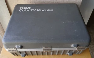 VTG RCA TV Radio Service Repair Color TV Modules Case with Manuals & Power Kit - Picture 1 of 16
