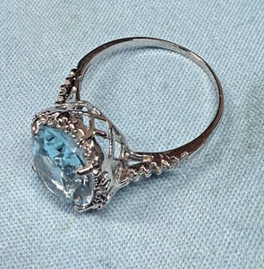 2.5 Ct Natural Oval Blue Topaz W/Halo Of Natural Diamonds, 10K white Gold, Sz 7 - Picture 1 of 14