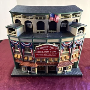 Vintage 2001 Department 56 Wrigley Field Christmas In The City Series Light Up - Picture 1 of 17
