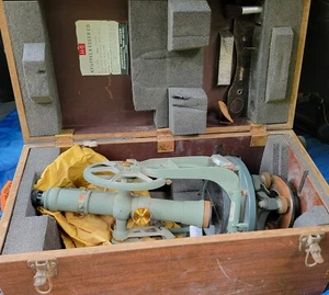 Keuffel & Esser Modell 740005 Vermessung Transit Zielfernrohr & Etui SN 22170 | Vintage - Bild 1 von 2
