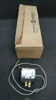 NOS 1968 CHRYSLER NEW YORKER 300 EVAPORATOR COIL SENSING REGULATOR W/ ATC - Image 1 of 4