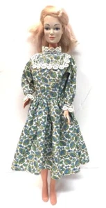 Muñeca vintage 1978 Mego Corp 18" pulgadas de alto, vestido de cachemira cabello rubio ojos azules - Imagen 1 de 8